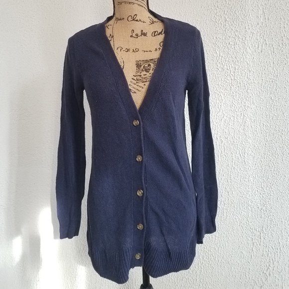 Cardigan - Picture 2 of 8